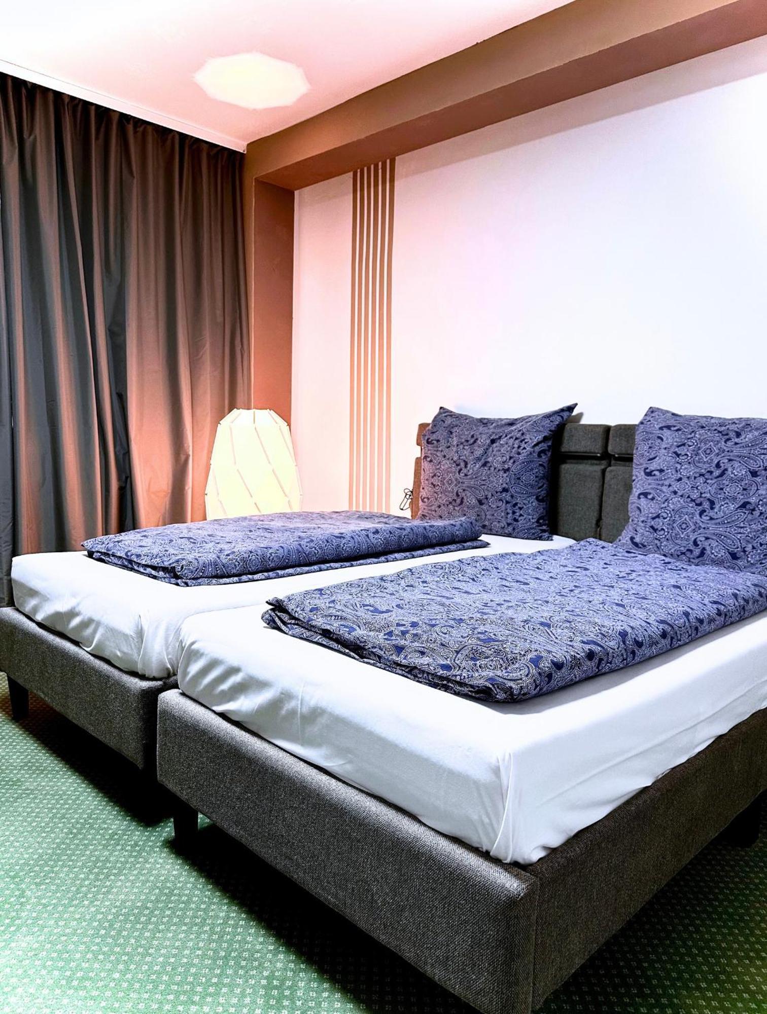 Hotel Hamburg Inn ภายนอก รูปภาพ
